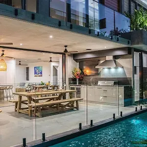 Azure - Luxurious & Modern , Port Douglas Australia